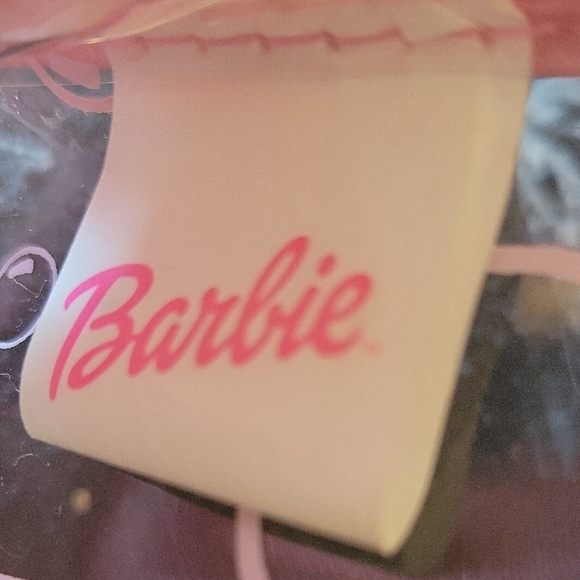 Barbie Travel Toiletries/Bath Set - Pink - Picture 2 of 12